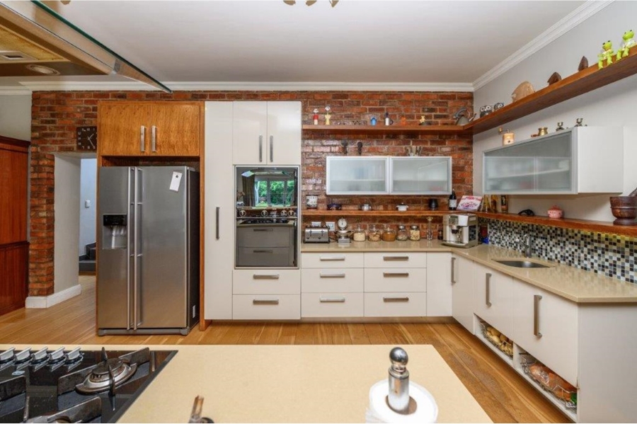 4 Bedroom Property for Sale in Lovemore Park Eastern Cape
